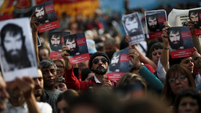 Macri dio el pésame a la madre de Maldonado y la familia lo tildó de 