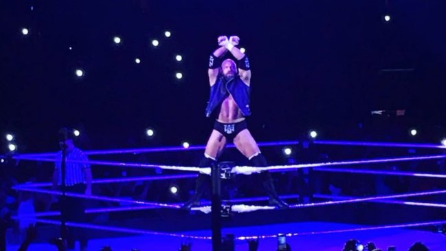 Triple H venció a Rusev y animó la última jornada de WWE en Santiago