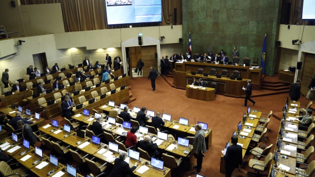 Inasistencia de diputados por permisos sin goce de dieta se sextuplicaron en periodo electoral