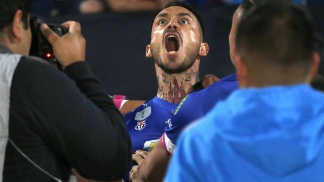 Mauricio Pinilla comandó la remontada de la U ante Palestino