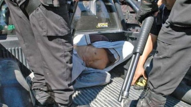 Hombre abusó de su hija por 20 años y tuvieron ocho hijos