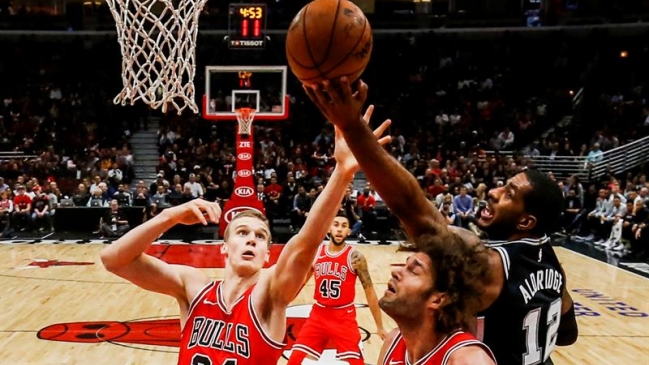 San Antonio Spurs mantuvo su paso triunfal de la mano de Aldridge