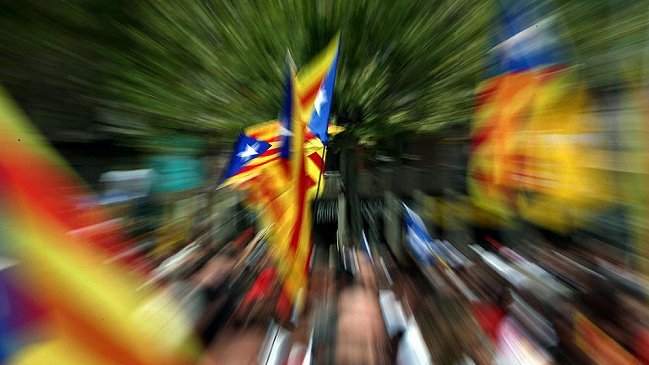 Cataluña: Secesionistas piden votar hoy declaración de independencia