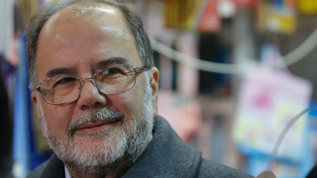 Ministro de Economía: No hay cambios trascendentales en juego en esta presidencial