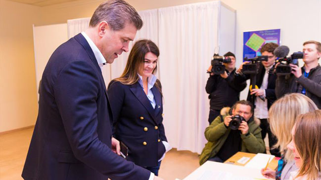 Incierto escenario en Islandia: Conservadores ganaron en las urnas, pero perdieron apoyo