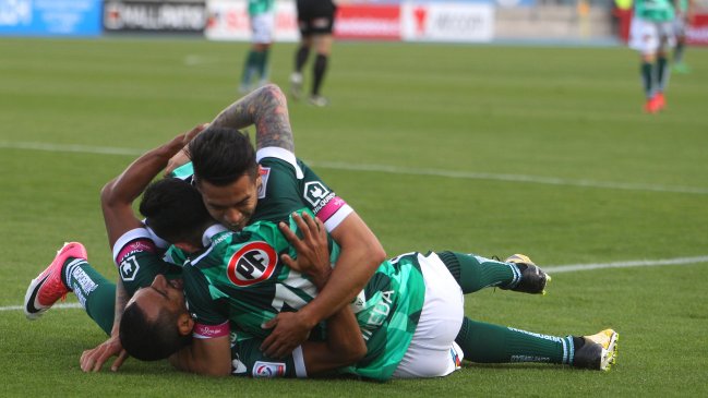Santiago Wanderers cerró una mala racha con goleada sobre O'Higgins