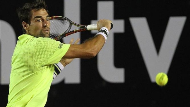 Jeremy Chardy eliminó a Gilles Simon en primera ronda de París-Bercy