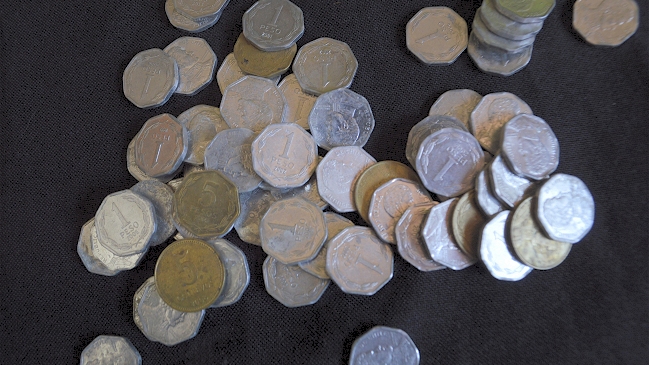 Banco Central: Este miércoles dejan de emitirse las monedas de 1 y 5 pesos