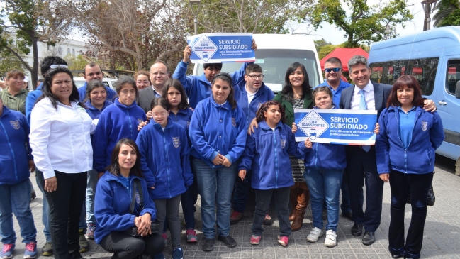 Gobierno lanzó licitación de nuevos servicios para transporte escolar gratuito en el país