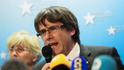 Puigdemont no aclaró su futuro pero dijo que no busca asilo político