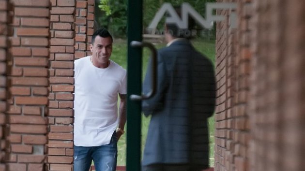 Colo Colo defiende a Esteban Paredes en el Tribunal de Disciplina