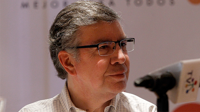 Lavín envía desafiante mensaje a delincuentes tras doble portonazo en Las Condes