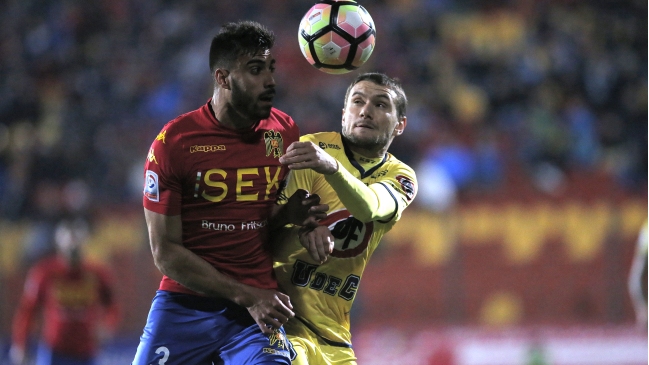 Diego Sosa, lateral de U. Española: Tenemos que aprovechar las bajas de Colo Colo