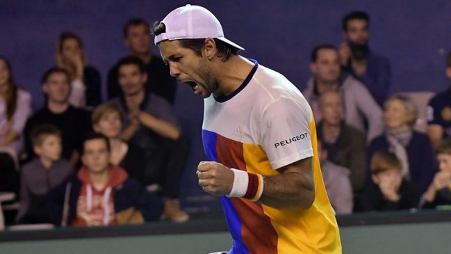 Fernando Verdasco avanzó con solidez a cuartos de final en París-Bercy