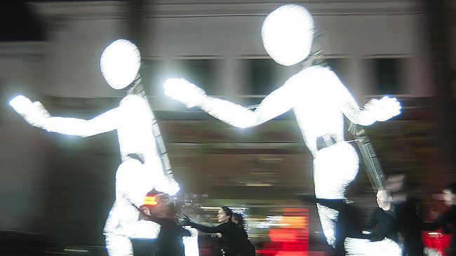 Cuentas de luz domiciliarias bajarán un 20% en los próximos años