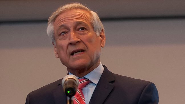 Canciller llamó a chilenos en el exterior a participar en las elecciones