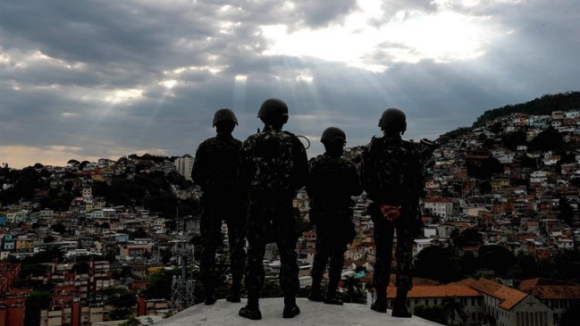 Investigan grupo en Brasil que aceptaba pedidos para matar personas por Facebook