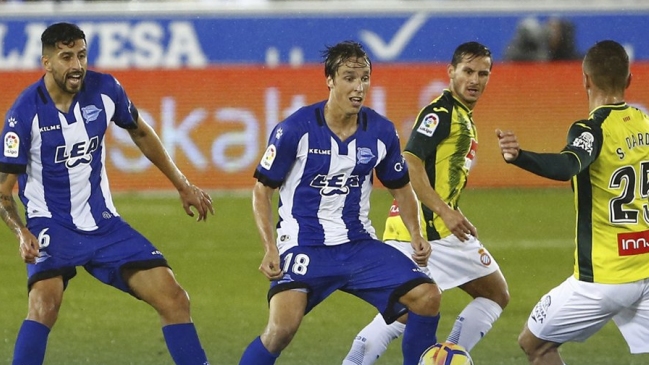 Guillermo Maripán volvió a la titularidad en victoria de Alavés sobre Espanyol