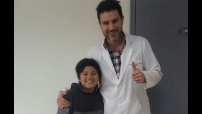 Padres sacaron a hijo de 10 años de quimioterapia para tratarse con Dr. Soto