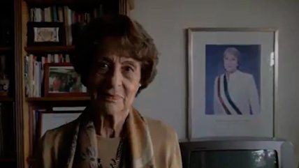 Gobierno se distancia de polémica tras spot de Ángela Jeria para campaña de Guillier