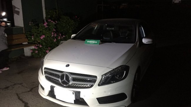 Carabineros detuvo a dos personas tras robo de vehículo en Ñuñoa