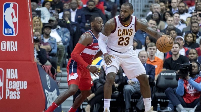 LeBron James comandó triunfo de los Cavaliers ante Milwaukee