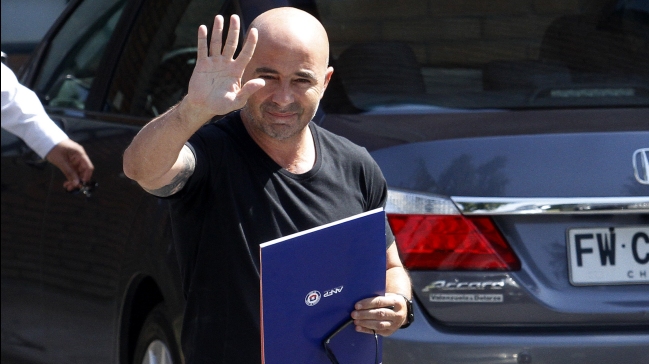 Fiscalía investigará separadamente a Sampaoli y al ex cuerpo técnico de la Roja