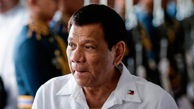 Presidente de Filipinas mató a alguien 