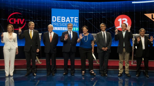 ¿Qué teléfono usan y qué series de Netflix ven los candidatos presidenciales?