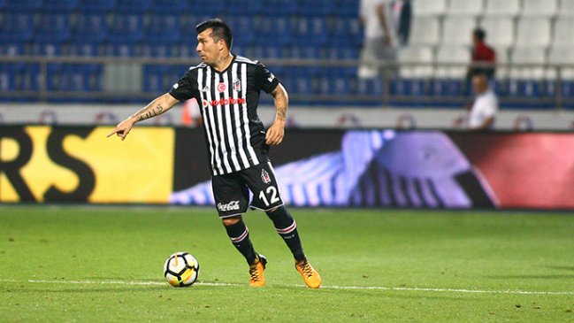 Gary Medel jugó en empate de Besiktas ante Astra de Rumania en amistoso internacional