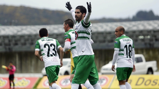 Sebastián Abreu cerró la temporada con un doblete en la paridad de Puerto Montt y Barnechea