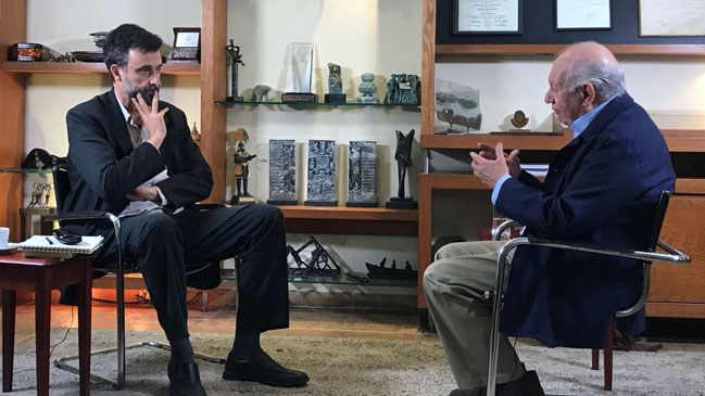 Ricardo Lagos evita nombres, pero hace guiño a presidenciable de cara a la primera vuelta