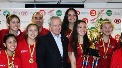 Baloncesto: Las campeonas sudamericanas sub 14 fueron homenajeadas por el Coch
