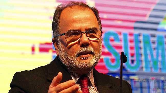 Ministro de Economía frustró estafa telefónica