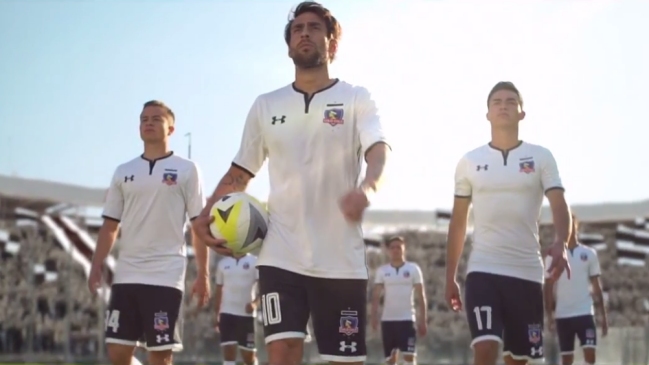 Nueva camiseta de Colo Colo está inspirada por la frase 