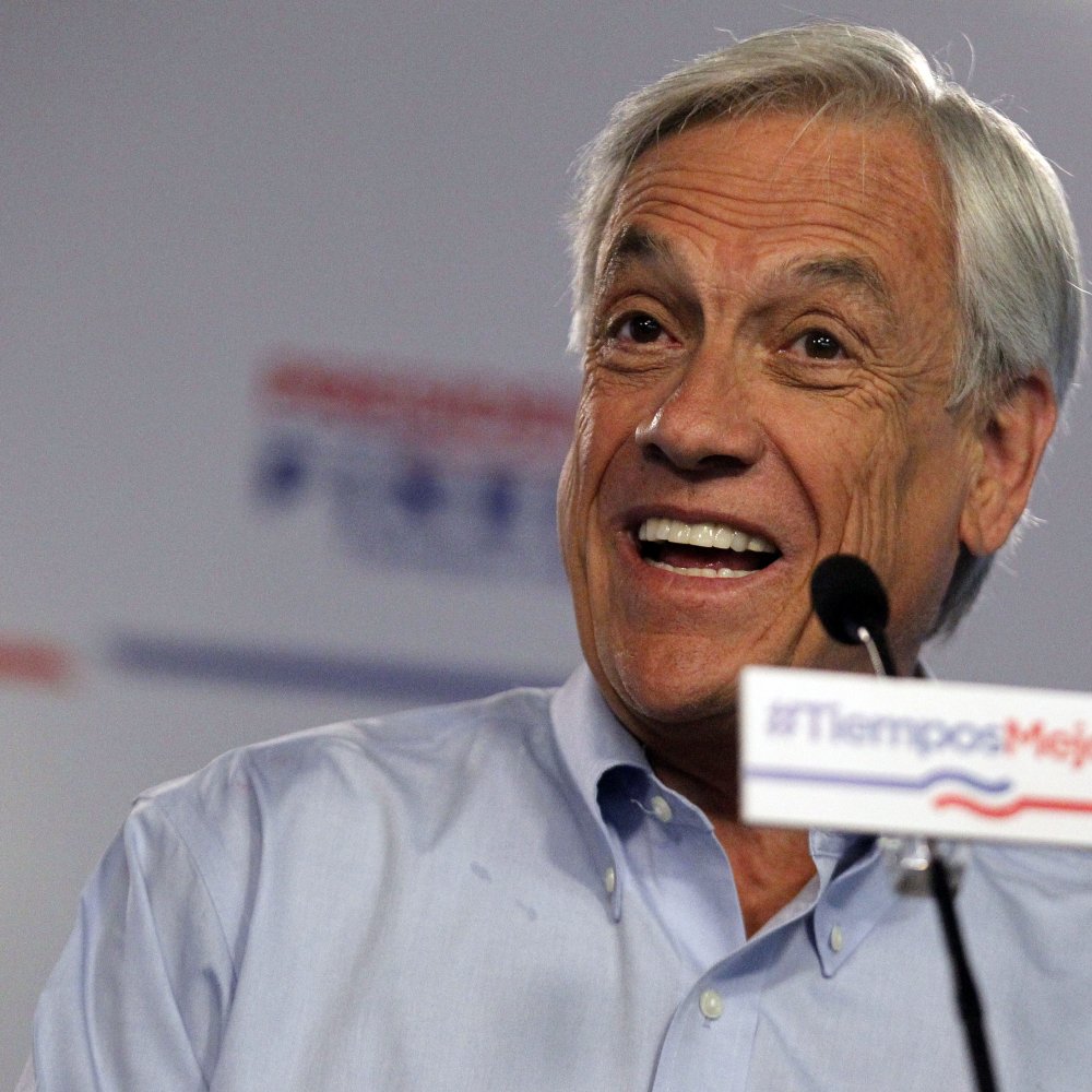 Piñera dice que el mejor concierto al que ha ido es de The Beatles y desata ola de burlas