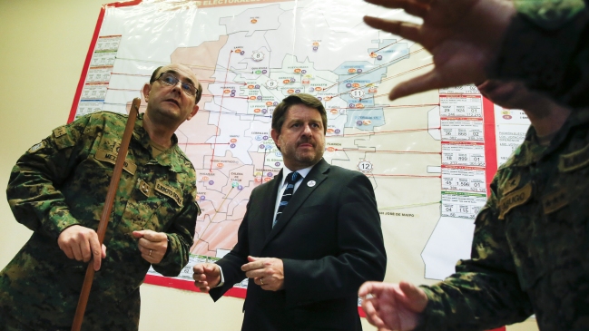 Fuerzas Armadas tomaron control de locales de votación en el país