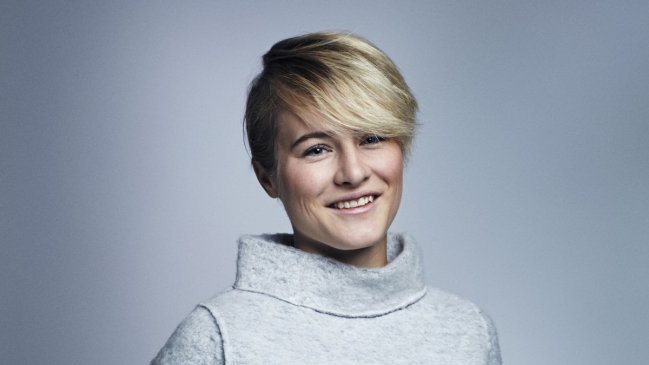 La mujer más rica de Noruega deberá pagar millonaria multa por tomar de más