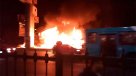 Bus del Transantiago fue quemado frente a la Universidad de Santiago