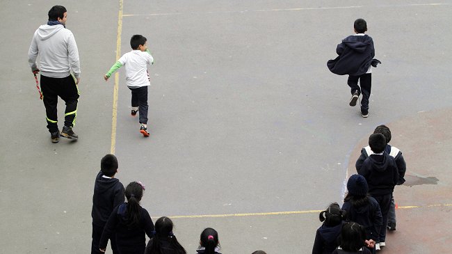 Prueba PISA: 42% de los escolares chilenos tiene mala capacidad de trabajar en equipo