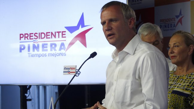 Felipe Kast criticó falta de propuestas de Guillier: Su programa es 