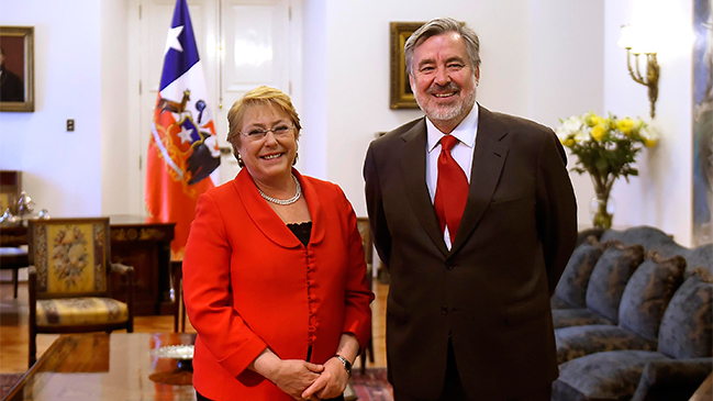 Bachelet tras cita con Guillier: 