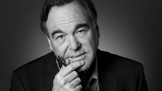 Oliver Stone negó acusaciones de Melissa Gilbert en cásting de film 