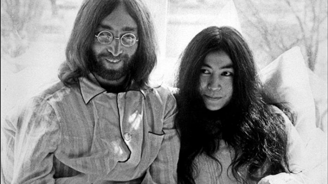Ex chófer de Yoko Ono, sospechoso de un espectacular robo de objetos de Lennon
