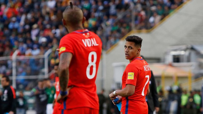 Vidal y Alexis aparecen en el 11 ideal de la FIFA con jugadores que no estarán en Rusia 2018