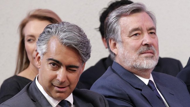 Enríquez-Ominami y Guillier se hacen cariño a través de Twitter