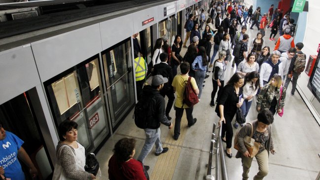 Línea 6 del Metro sufrió falla por segundo día consecutivo