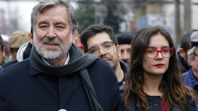 Camila Vallejo: Piñera es un retroceso a todas luces y Guillier representa avances claros