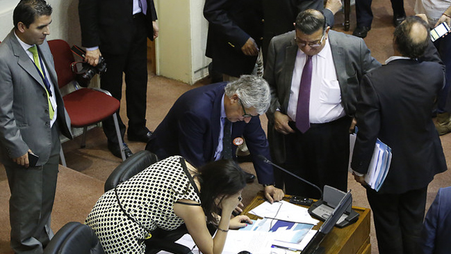 Hacienda reconoce que aumento de parlamentarios 