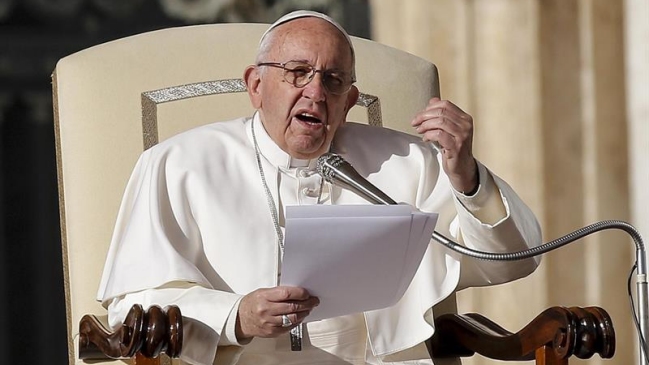Papa Francisco inicia la primera visita de un pontífice a Birmania